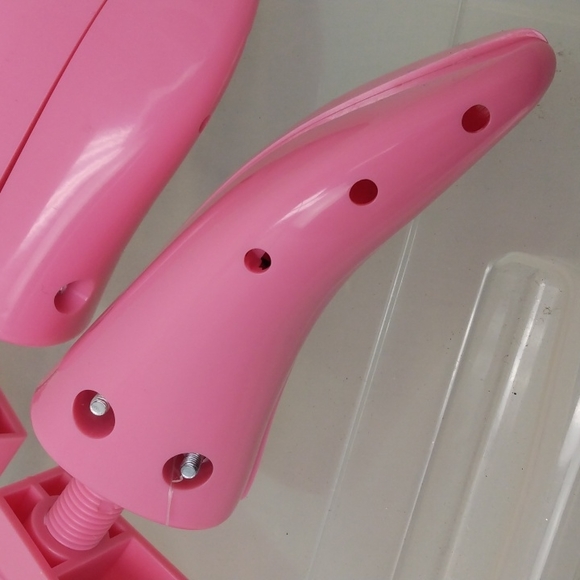 Pink Plastic Shoe Keeper Stretcher - Picture 6 of 8